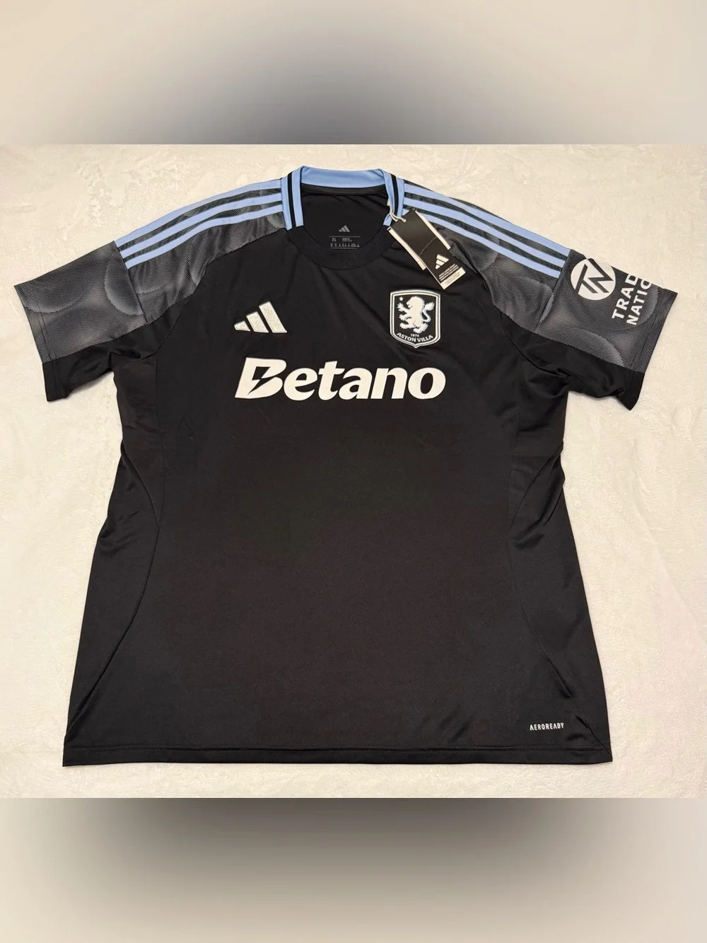 Aston Villa adidas Away Shirt 2025-26  size XL